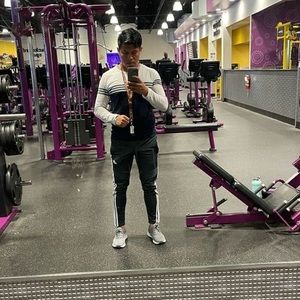 Meet your Posher, Ceci